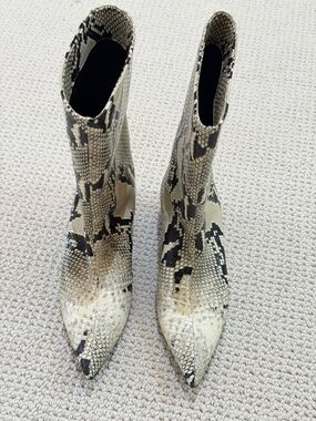 Jil Sander Snake-Print Pointed Toe Ankle Boots in Bone and Black